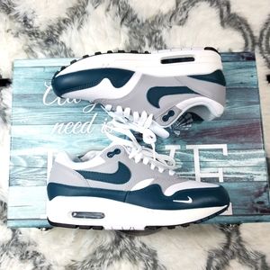 Nike Air Max 1 lv 8